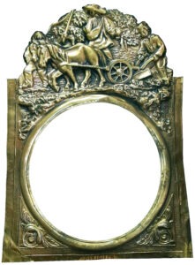 Traditional Comtoise clock brass pediment "Le Labour" (Ploughing): embossed brass featuring a traditional ploughing scene, fine craftsmanship - Made in France.